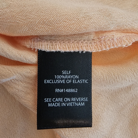 Torrid Peach Star Print Gauze Tank Top Smocked Size 00 (L) NWT - Picture 13 of 14